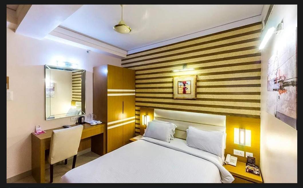 The Regal Park Hotel Visakhapatnam Eksteriør bilde
